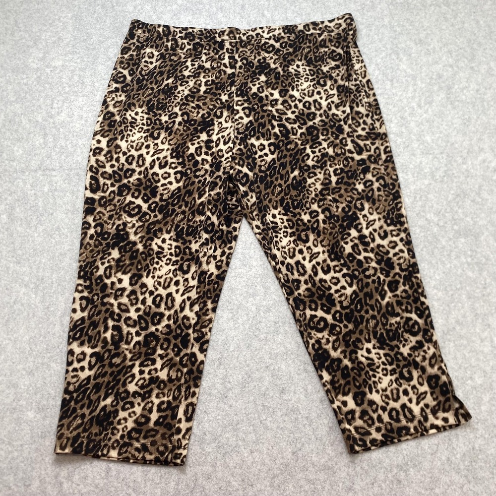 Susan Graver Womens 1X Pants (40x23) Brown Leopard Capri Crop Pull On Stretch
